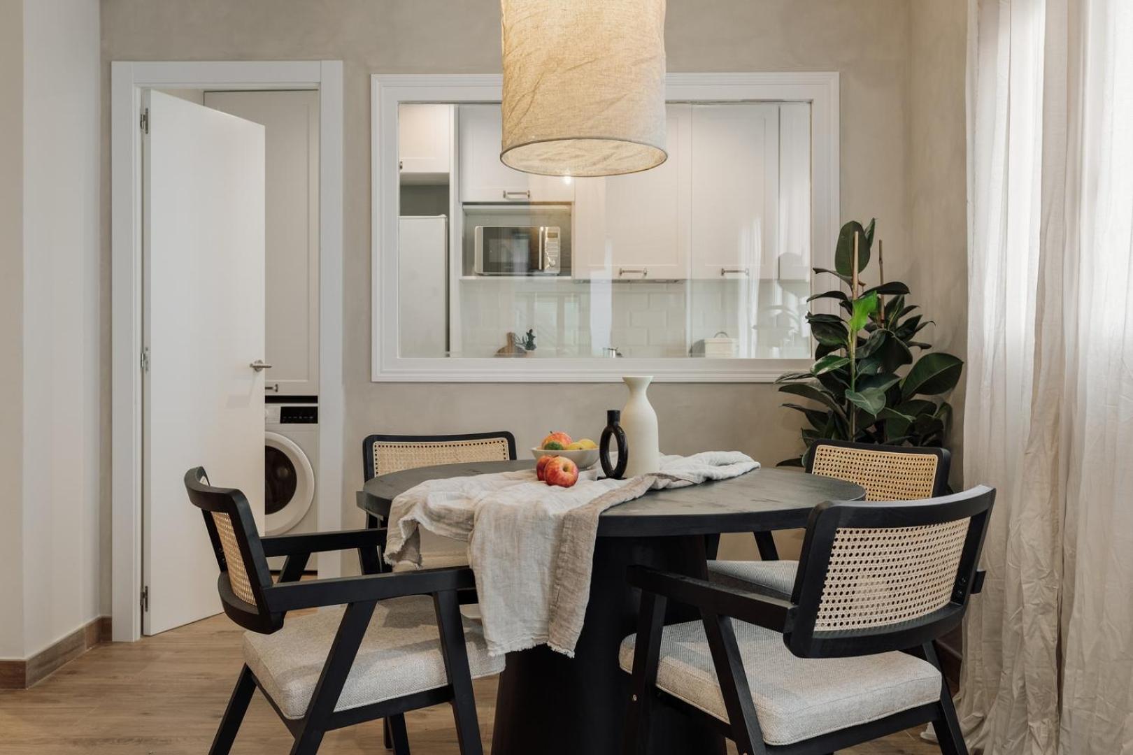 Balat - 2 Bedrooms And Terrace In Eixample Dreta Barcelona